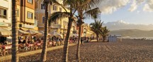 Stadtstrand Canteras Beach in Las Palmas auf Gran Canaria